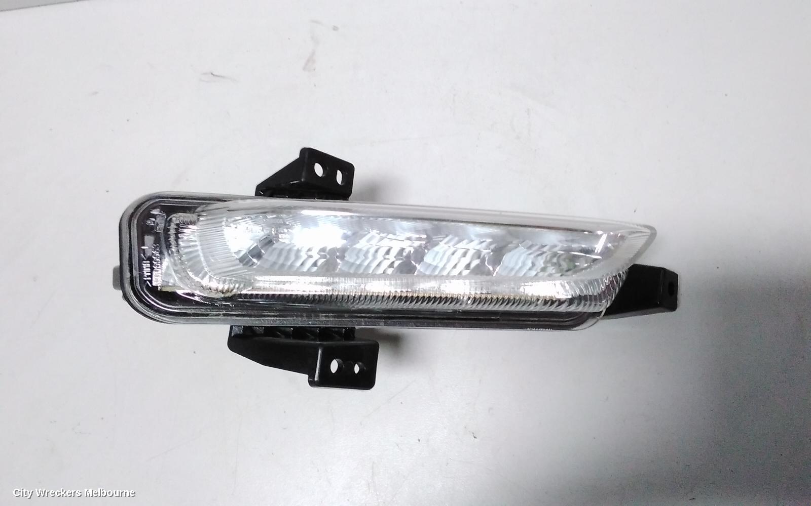 SUZUKI SWIFT LEFT INDICATOR/FOG/SIDE, DAYTIME RUNNING LAMP, AZ, 04/2017 ONWARDS - Image 3