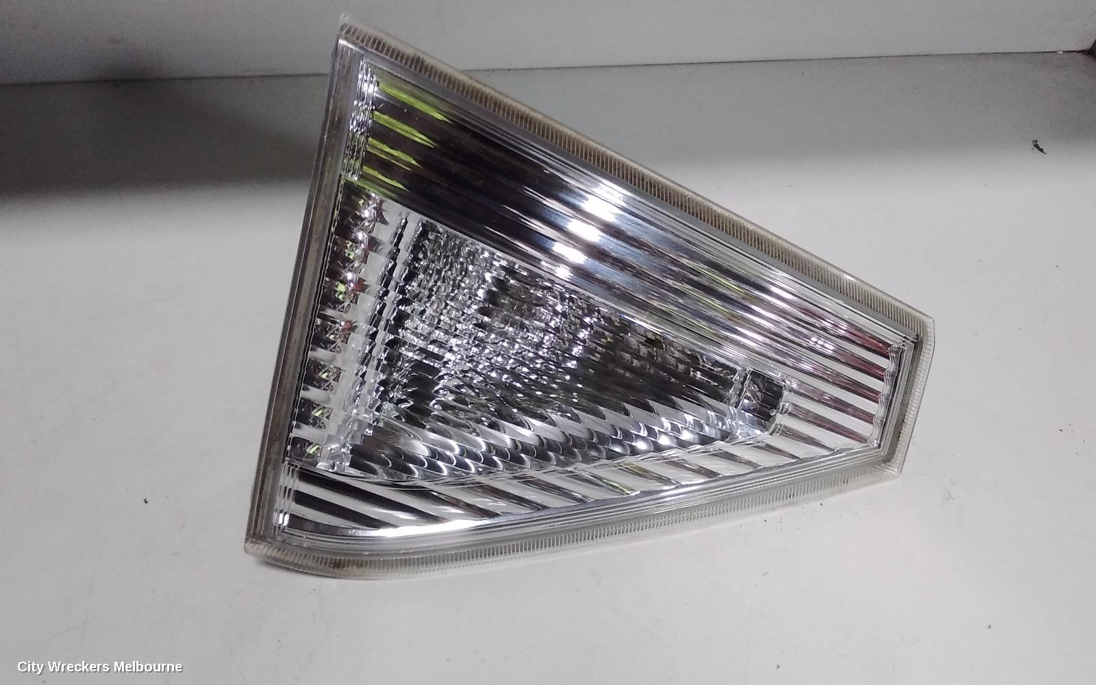 SUBARU IMPREZA REAR GARNISH, TAILGATE LAMP (LH SIDE), HATCH, G3, 04/2007 - 11/2011 - Image 1