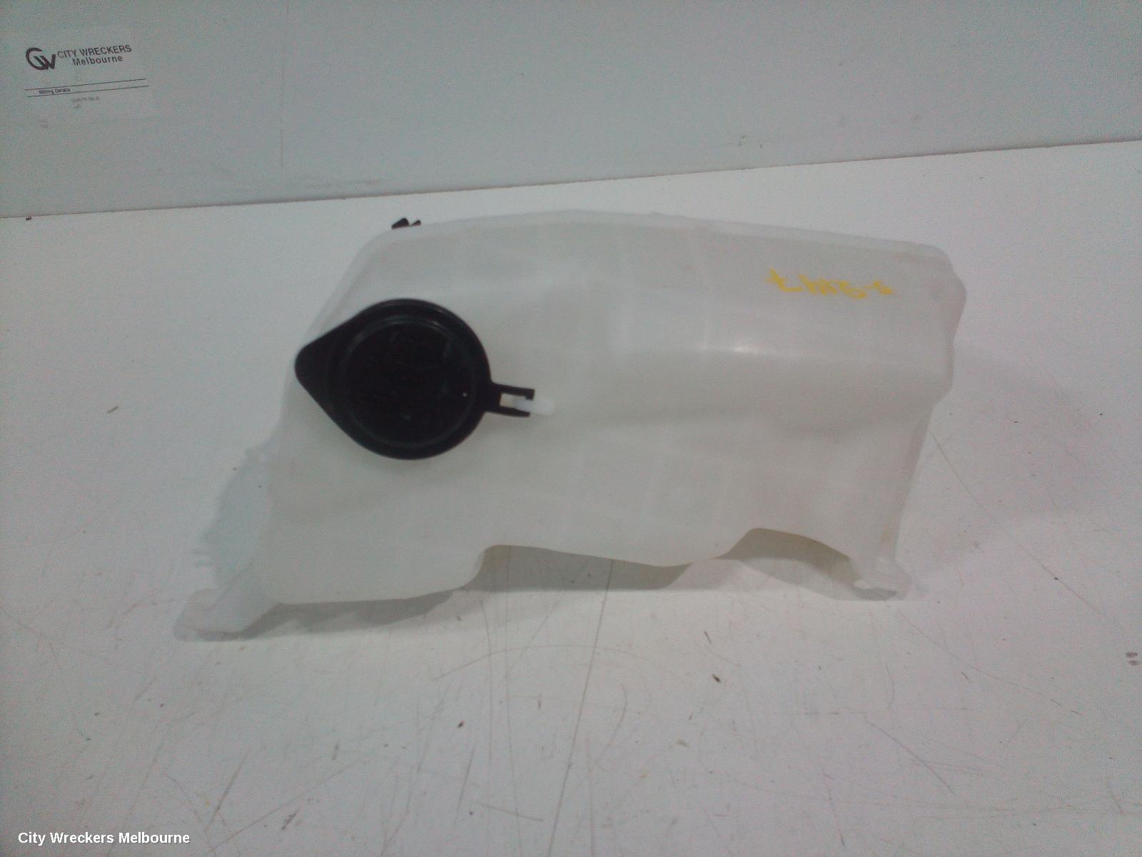 TOYOTA HIACE WASHER BOTTLE, TRH/KDH, 03/2005 - 04/2019 - Image 3