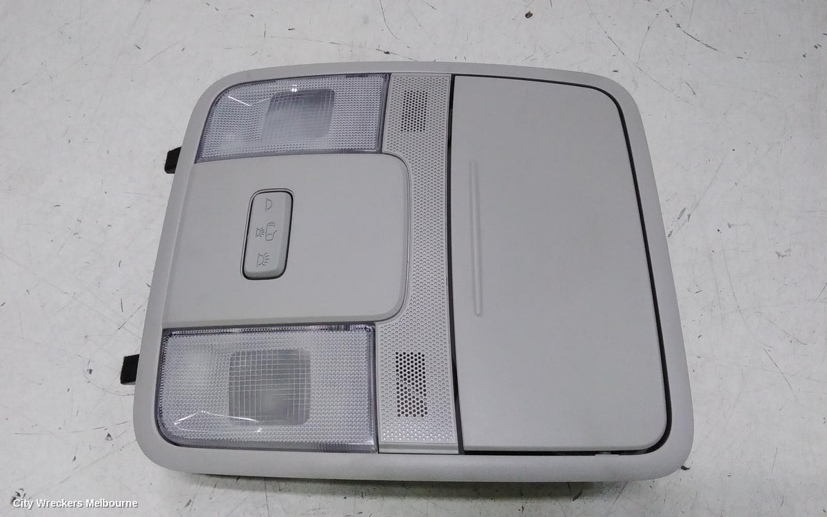 KIA CERATO COURTESY LIGHT, FRONT, NON SUNROOF, W/ SUNGLASS HOLDER TYPE, BD, 04/2018 - 09/2024 - Image 1