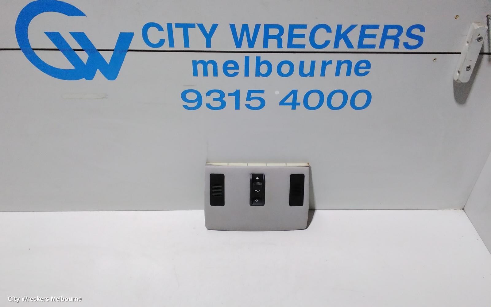 BMW 5 SERIES, E60 10/2003 - 04/2010, SUNROOF SWITCH: 82191 - Image 1