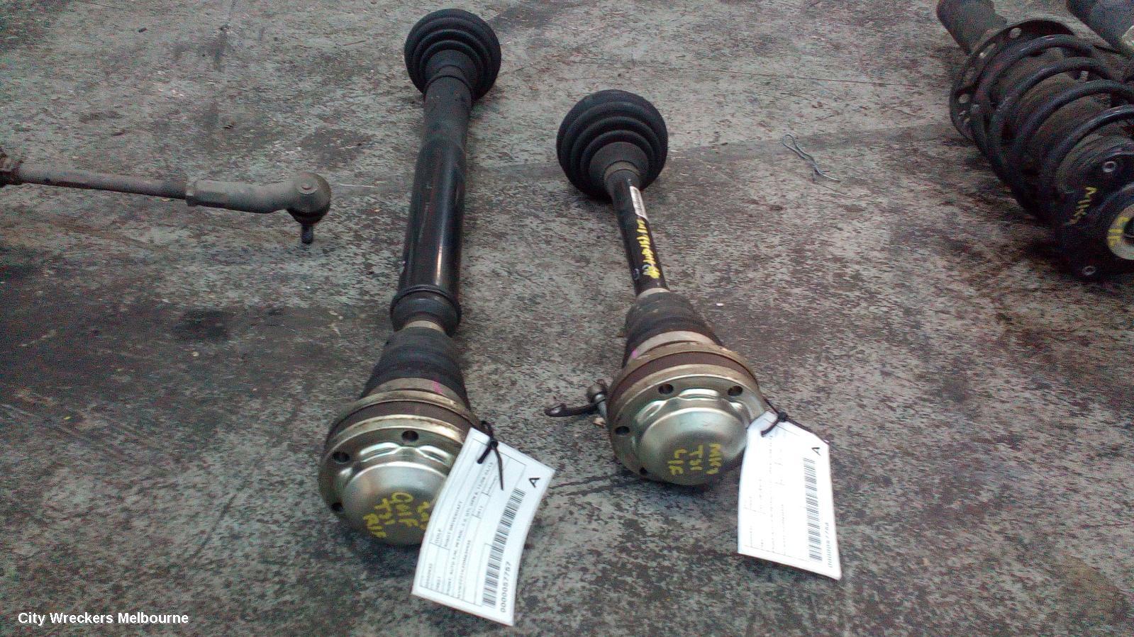 VOLKSWAGEN GOLF LEFT DRIVESHAFT, FRONT, AUTO T/M, PETROL, 1.4, GEN 6, 12/2008 - 01/2016 - Image 1