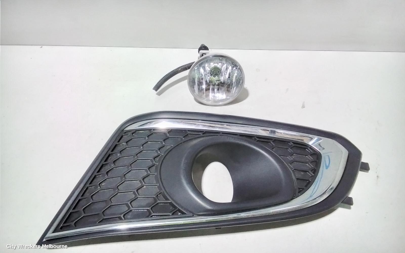 HOLDEN CAPTIVA LEFT INDICATOR/FOG/SIDE, BUMPER FOGLAMP SURROUND-CHROME, CG, 09/2006 - 09/2015 - Image 3