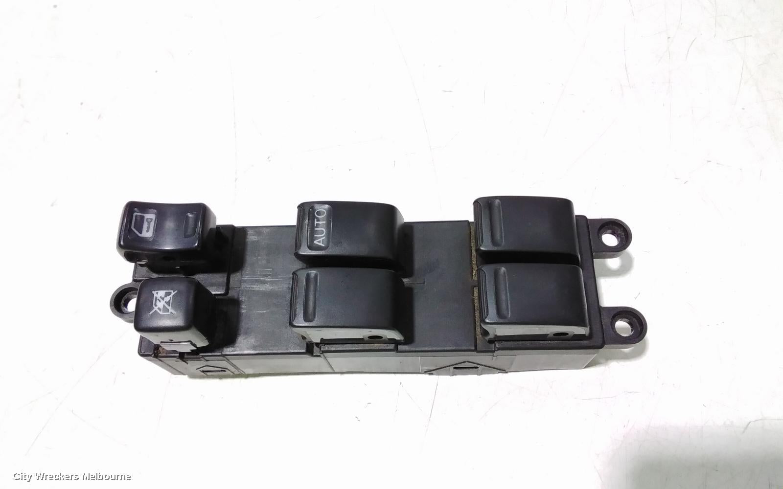 NISSAN XTRAIL PWR DR WIND SWITCH, RH FRONT (MASTER SWITCH), T30, 10/2001 - 09/2007 - Image 3