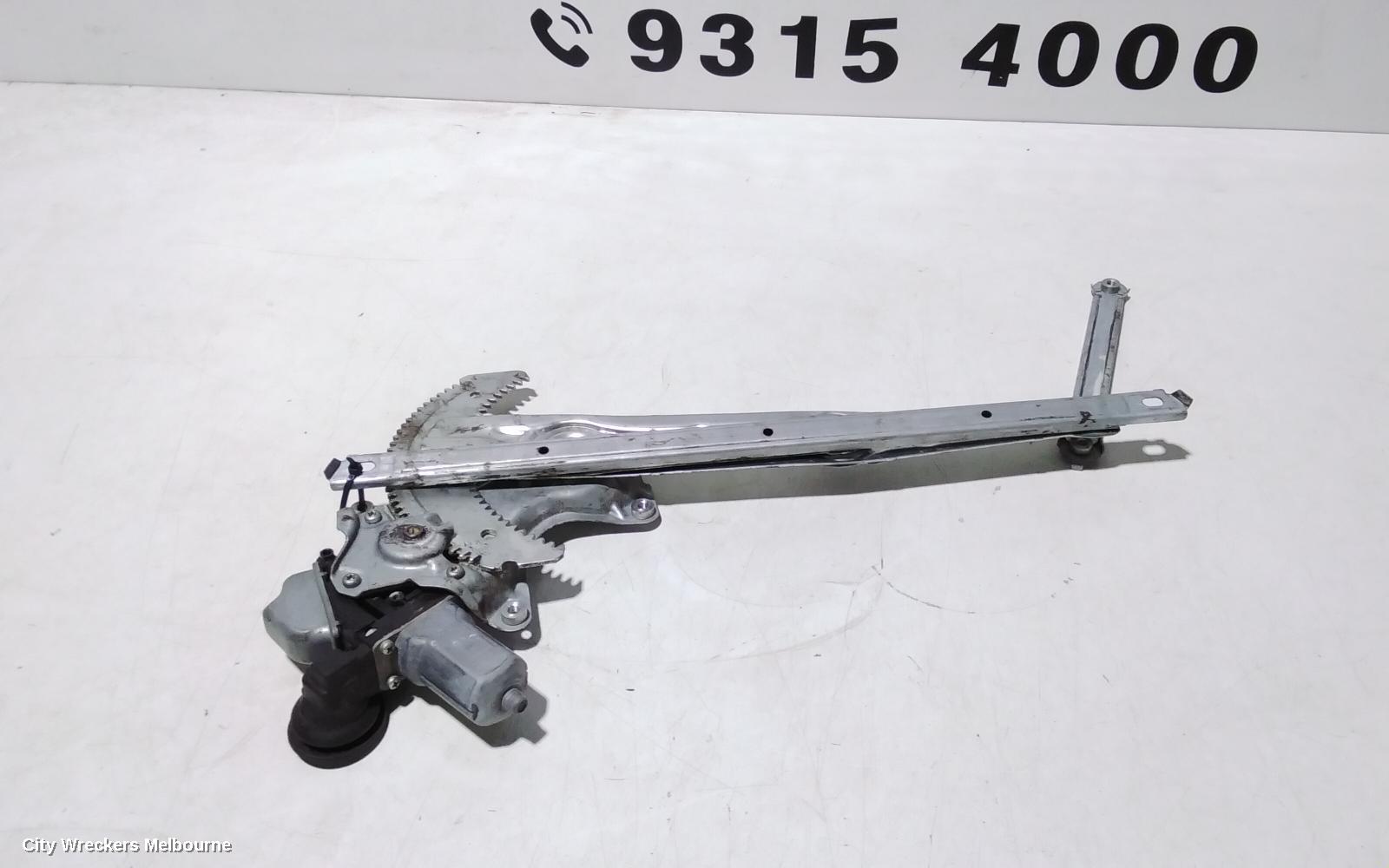 TOYOTA KLUGER RIGHT FRONT WINDOW REG/MOTOR, XU50 SERIES, 12/2013 - 02/2021 - Image 3