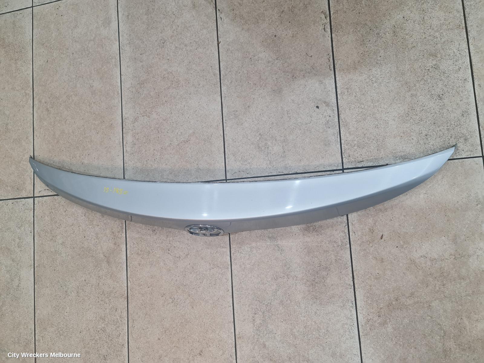 TOYOTA COROLLA REAR GARNISH, TAILGATE GARNISH (CENTRE), ZRE182R, HATCH, 04/2015 - 06/2018 - Image 3