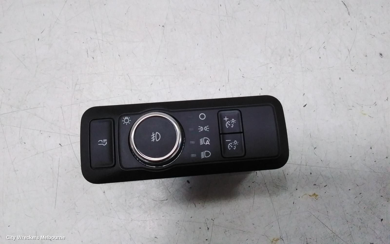 FORD RANGER COMBINATION SWITCH, HEADLAMP SWITCH (DASH MOUNTED), W/ FRONT FOGLAMP, RA, 05/2022 ONWARDS - Image 2
