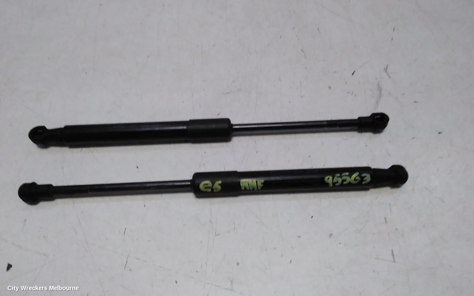 AUDI Q5 BONNET HINGE/STRUT, HINGES (PAIR), 8R, 03/2009 - 01/2017 - Image 1