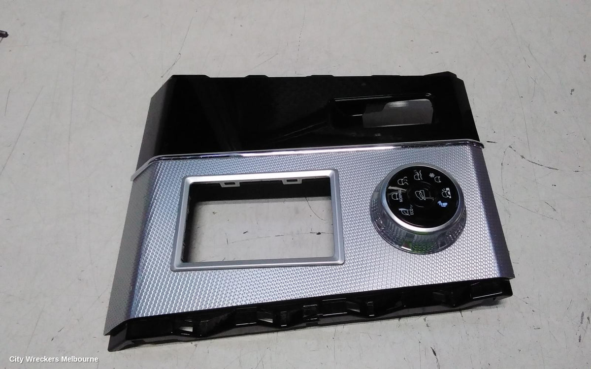 MITSUBISHI OUTLANDER, ZM, DRIVE MODE SWITCH, 4WD, 08/2021 ONWARDS, WITH  SUROUND: 148431 - Image 3
