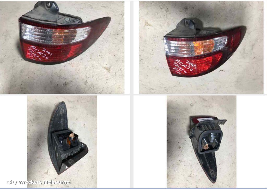 TOYOTA TARAGO RIGHT TAILLIGHT, ACR30 (AUST TYPE), 06/2000 - 06/2003 8155128301 - Image 1