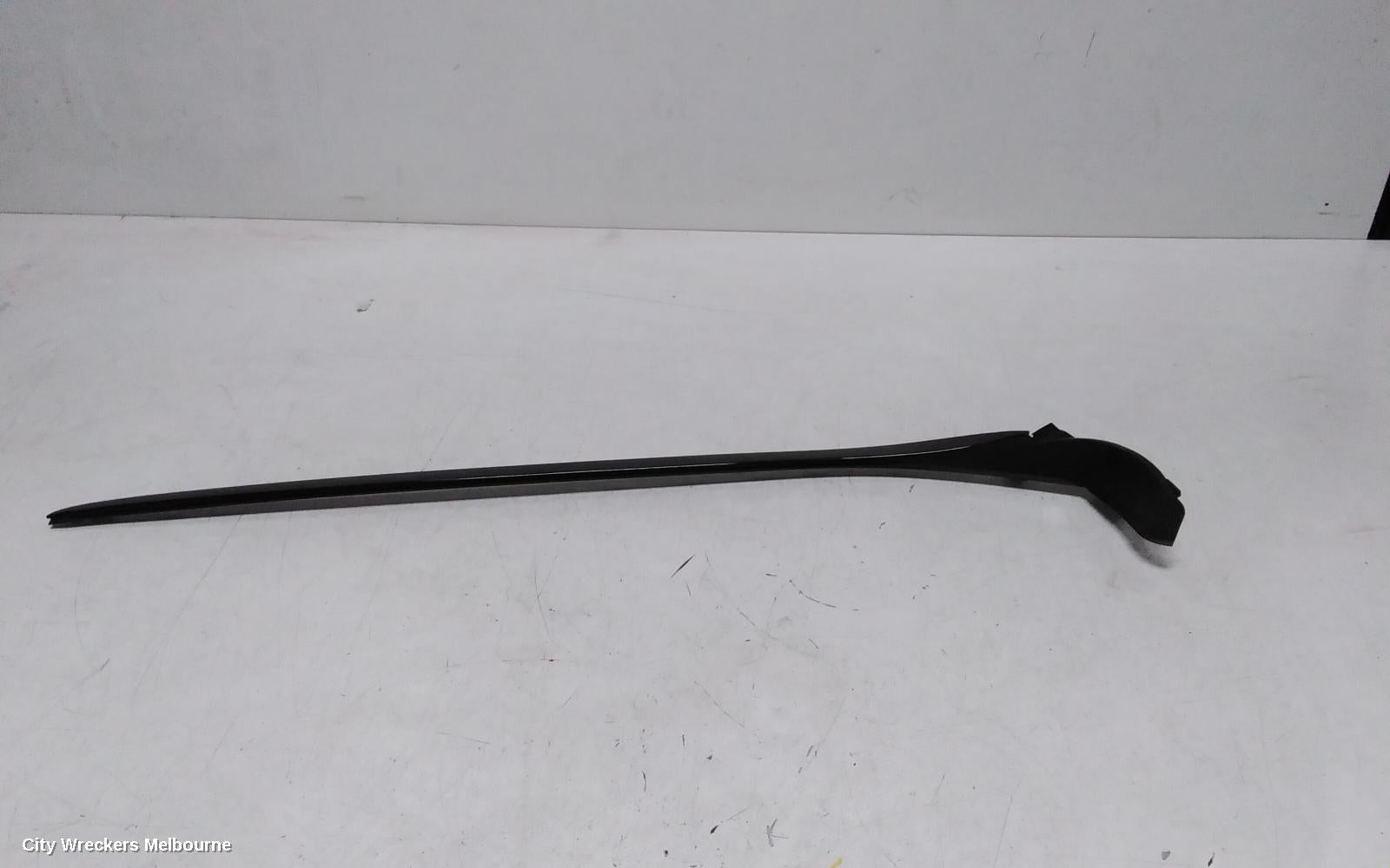 GENESIS GV70 TRIM PANEL, JK, 03/2021 ONWARDS - Image 2