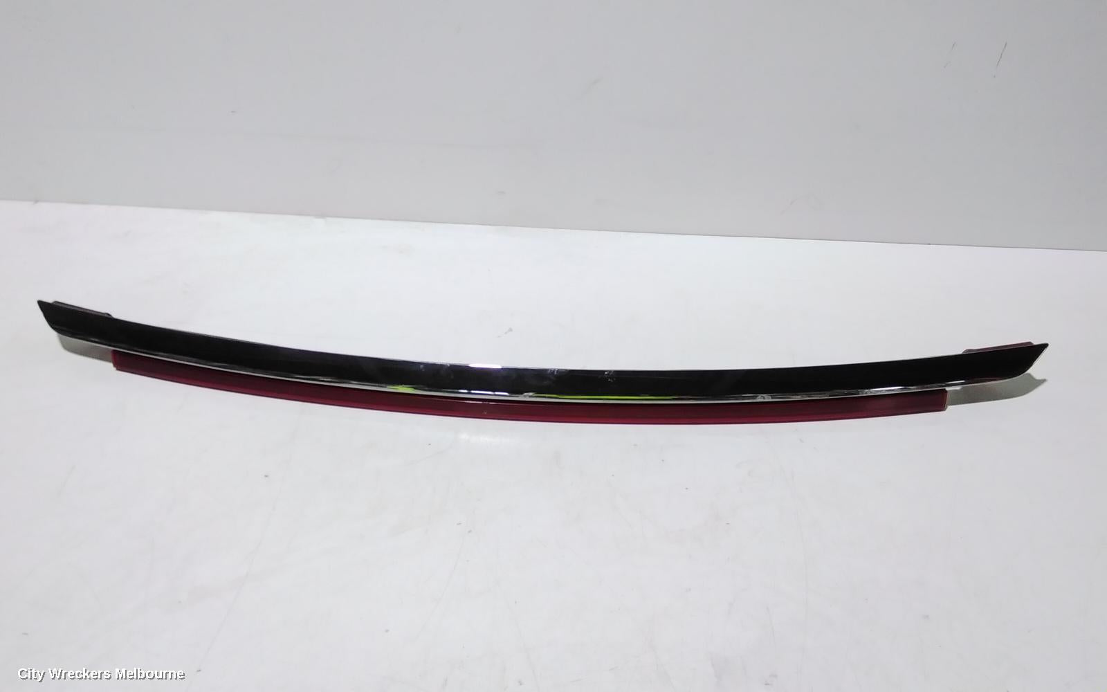 KIA SPORTAGE REAR GARNISH, TAILGATE LAMP (LH SIDE), GT LINE/SLI, QL, 07/2018 - 08/2021 - Image 1