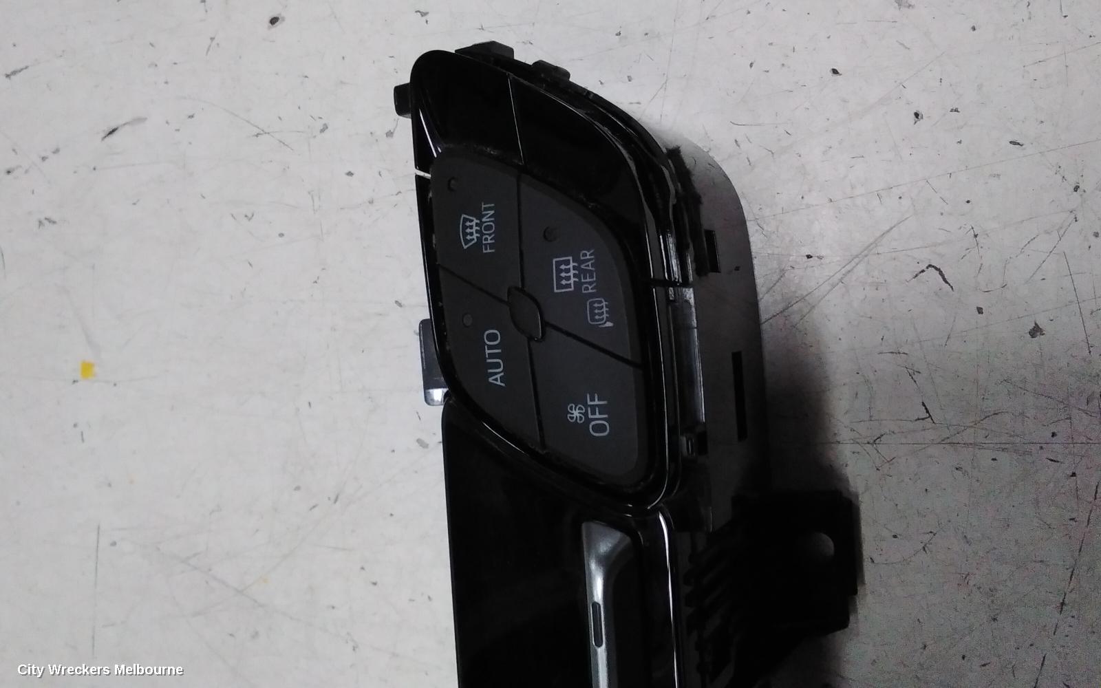 TOYOTA C-HR HEATER/AC CONTROLS, DUAL ZONE CLIMATE CONTROL TYPE, NGX10R/NGX50R/ZYX10R, 12/2016 - 09/2023 - Image 2