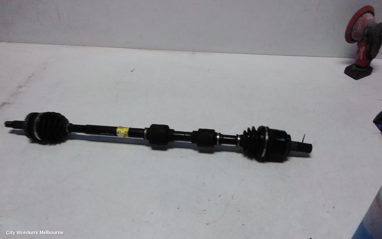 HYUNDAI I45 RIGHT DRIVESHAFT, AUTO, 2.0, G4KD, ABS TYPE, YF, 02/2010 - 04/2014 - Image 2