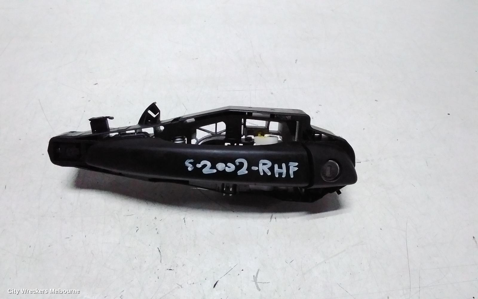 PEUGEOT EXPERT DOOR HANDLE, K0, RH FRONT, OUTER, BLACK, NON KEYLESS ENTRY TYPE, 04/2018 ONWARDS - Image 1
