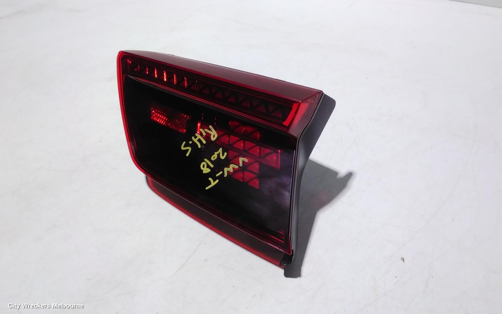 VOLKSWAGEN TIGUAN REAR GARNISH, TAILGATE LAMP (RH SIDE), LED TYPE, STANDARD, 5NA, 06/2016 ONWARDS - Image 2