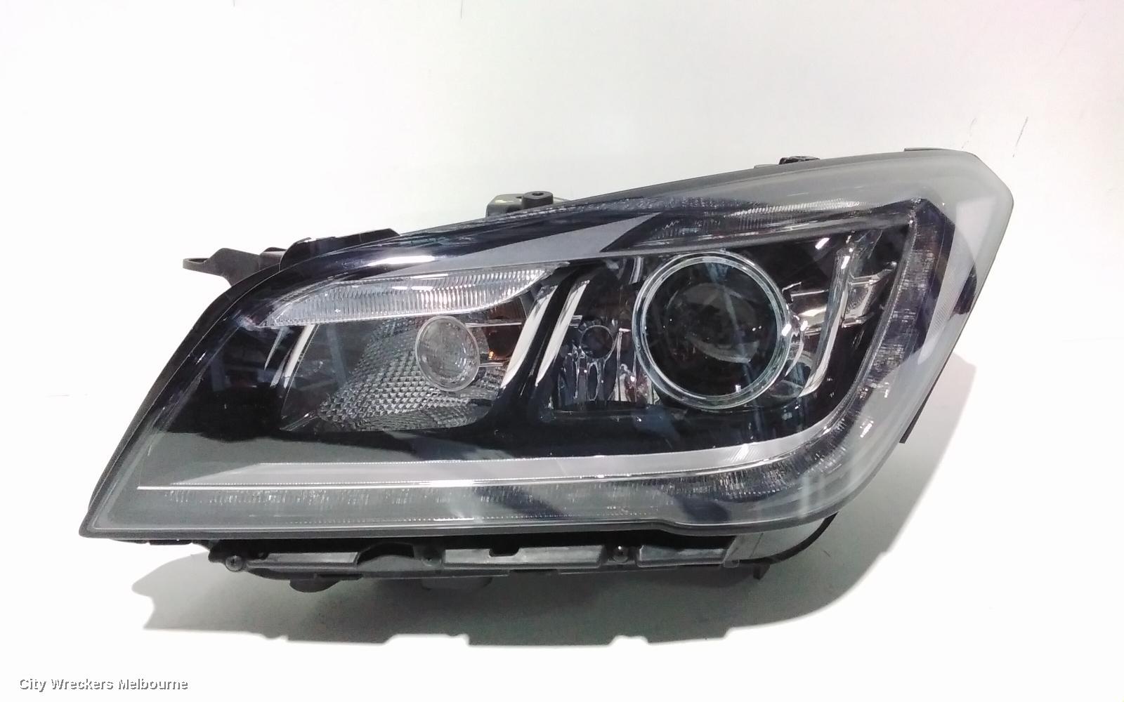 HYUNDAI GENESIS LEFT HEADLAMP, DH, 11/2014 - 01/2018 - Image 2