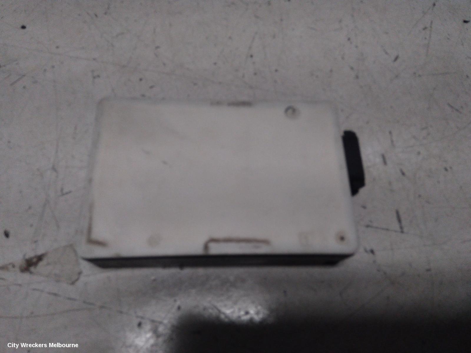 MERCEDES CLA CLASS REVERSE CAMERA, FRONT RADAR SENSOR (BEHIND GRILLE MOUNTED), C117, 09/2013 - 05/2014 - Image 1