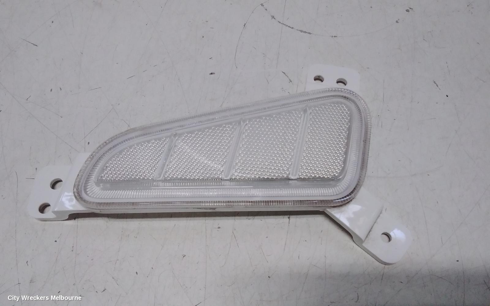 HYUNDAI KONA, OS, 09/2017 - 07/2023, BAR REFLECTOR ON THE RIGHT SIDE : 114383 - Image 2
