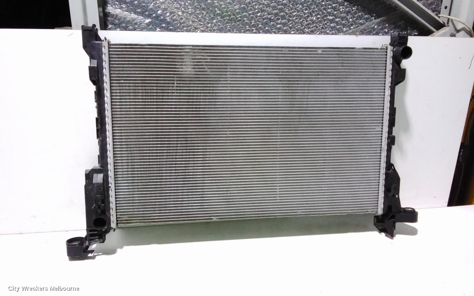 MITSUBISHI EXPRESS RADIATOR, MANUAL, 1.6, TWIN TURBO, DIESEL, SN, 03/2020 - 12/2022 - Image 3