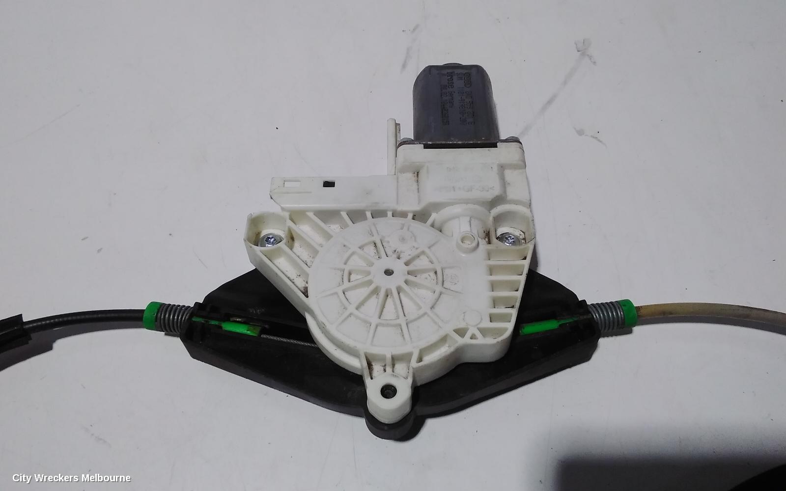 AUDI Q5 LEFT FRONT WINDOW REG/MOTOR, 8R, 03/2009 - 01/2017 - Image 2