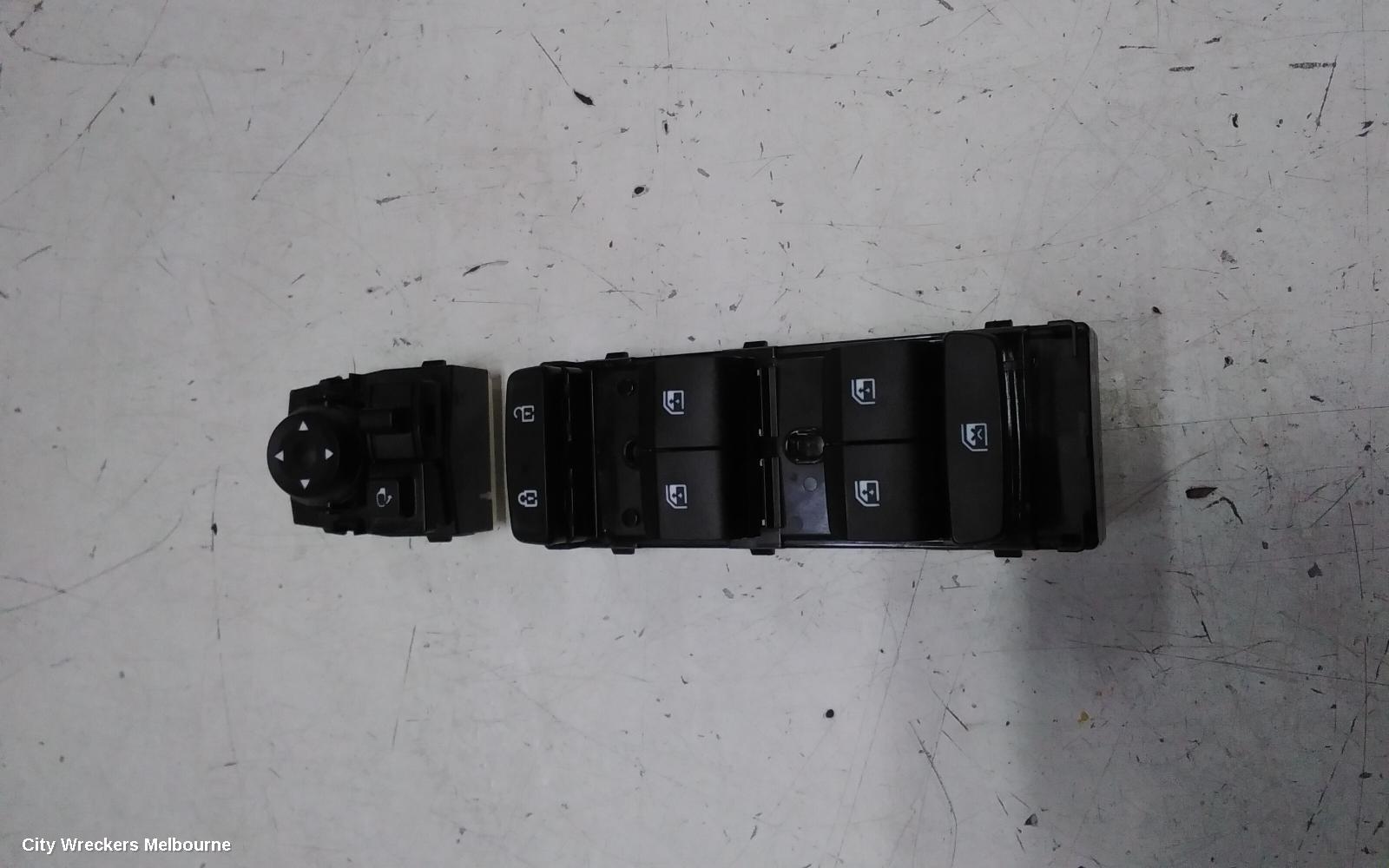 HYUNDAI TUCSON PWR DR WIND SWITCH, RH FRONT (MASTER SWITCH), W/ POWER FOLD, NX4, 02/2021 - 01/2024 - Image 2