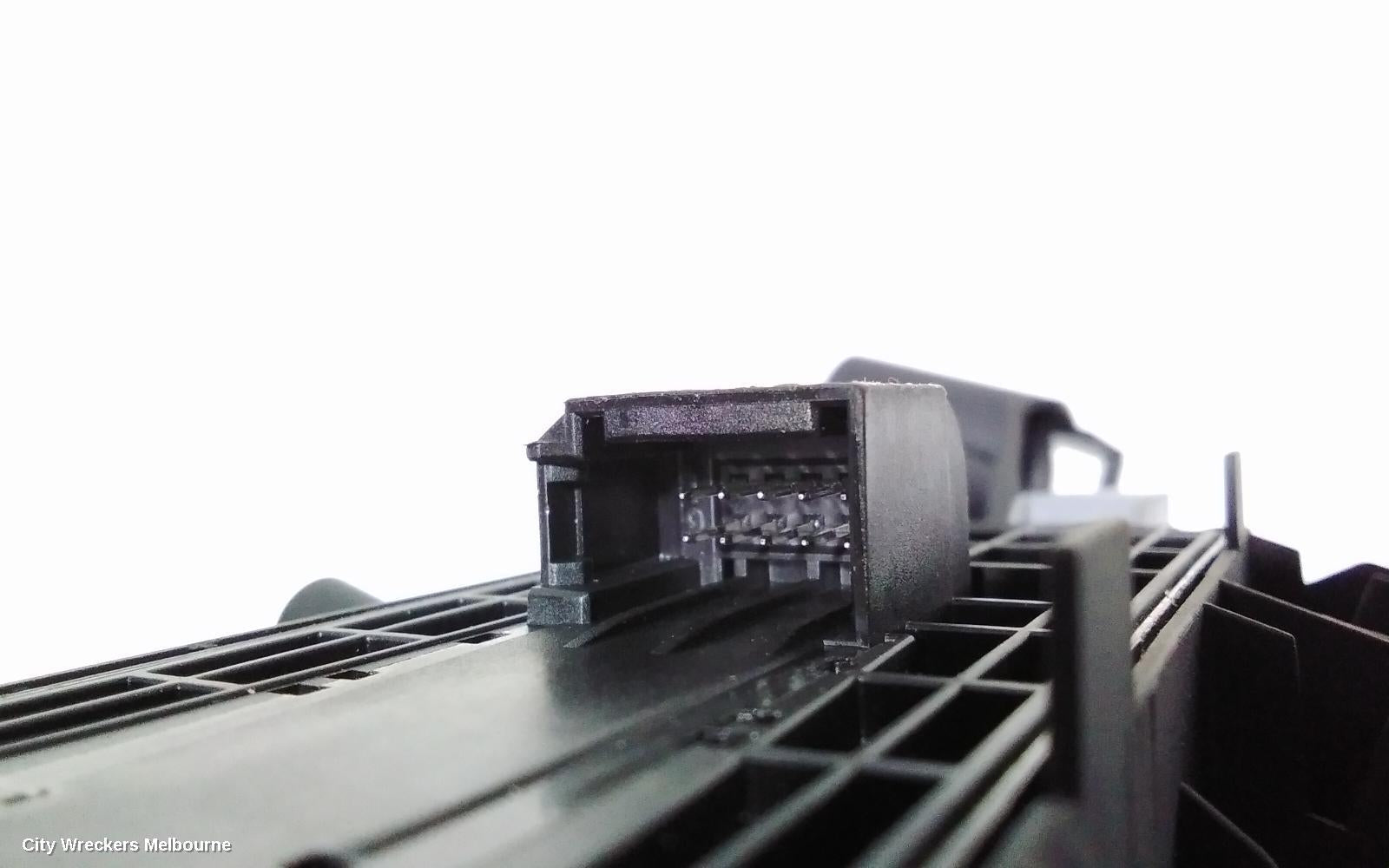 AUDI A4 PWR DR WIND SWITCH, RH FRONT (MASTER SWITCH), B8 8K, 02/2008 - 06/2012 - Image 3