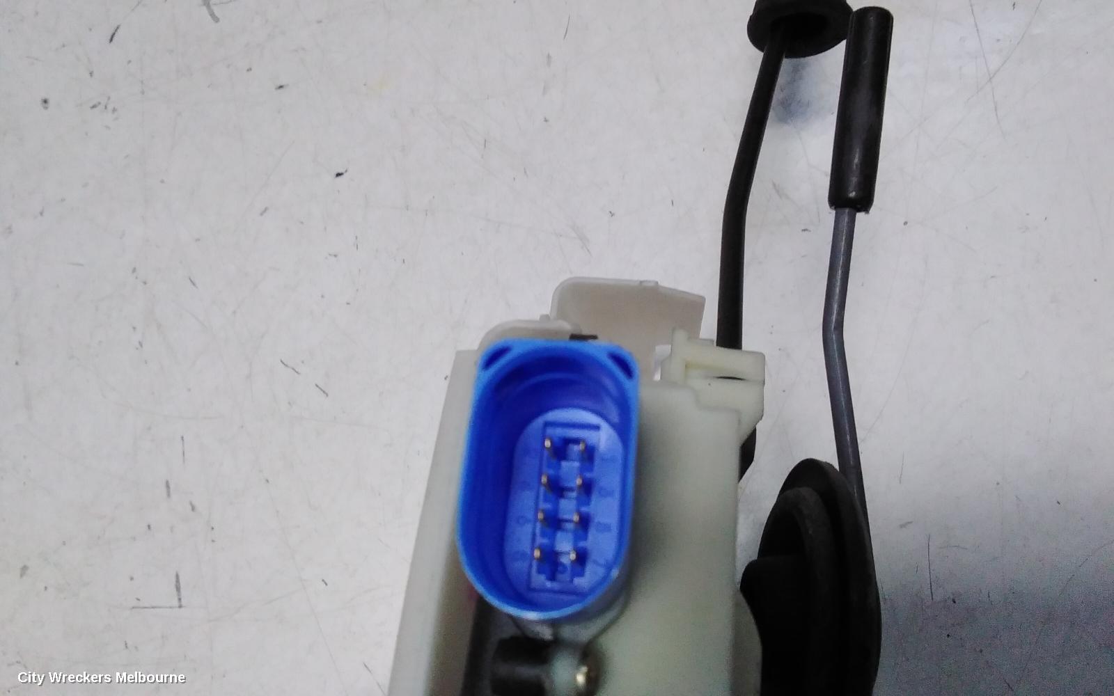 VOLKSWAGEN TRANSPORTER DOOR/BOOT/GATE LOCK, RIGHT FRONT DOOR LOCK, T5, 08/2004 - 06/2015 - Image 3