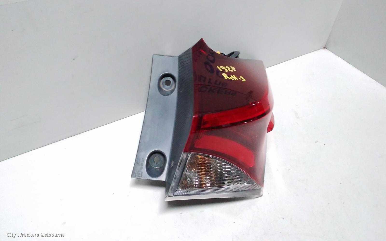 TOYOTA COROLLA RIGHT TAILLIGHT, ZRE182R, HATCH, 03/2015 - 06/2018 - Image 3