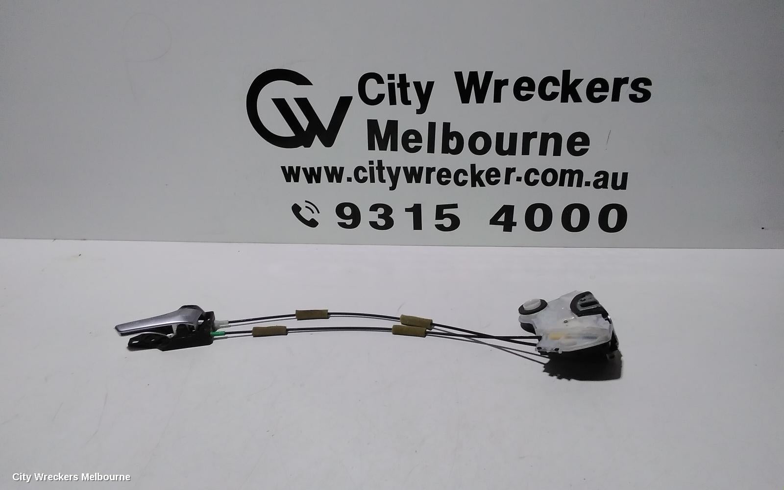 TOYOTA KLUGER DOOR/BOOT/GATE LOCK, RIGHT FRONT DOOR LOCK, GSU50/GSU55, 03/2014 - 02/2021 - Image 1
