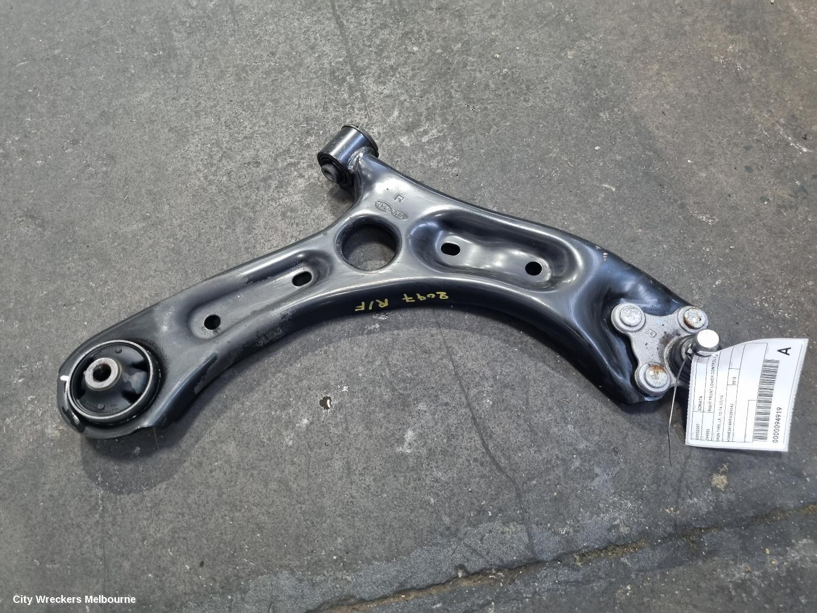 HYUNDAI SONATA RIGHT FRONT LOWER CONTROL ARM, IRON TYPE, LF, 10/2014 - 07/2016 - Image 3