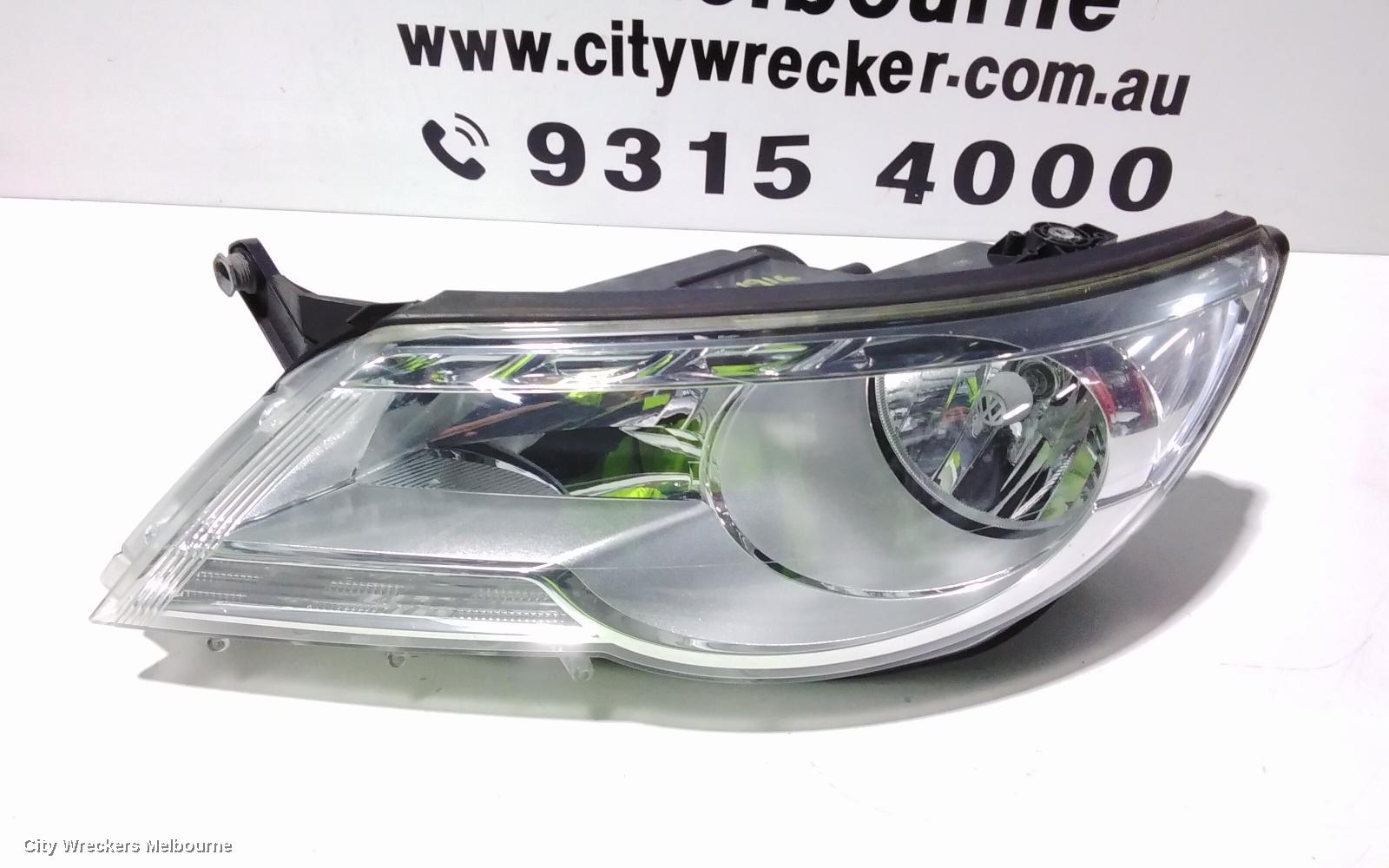VOLKSWAGEN TIGUAN LEFT HEADLAMP, 5N, HALOGEN TYPE, 05/2008 - 06/2011 - Image 2