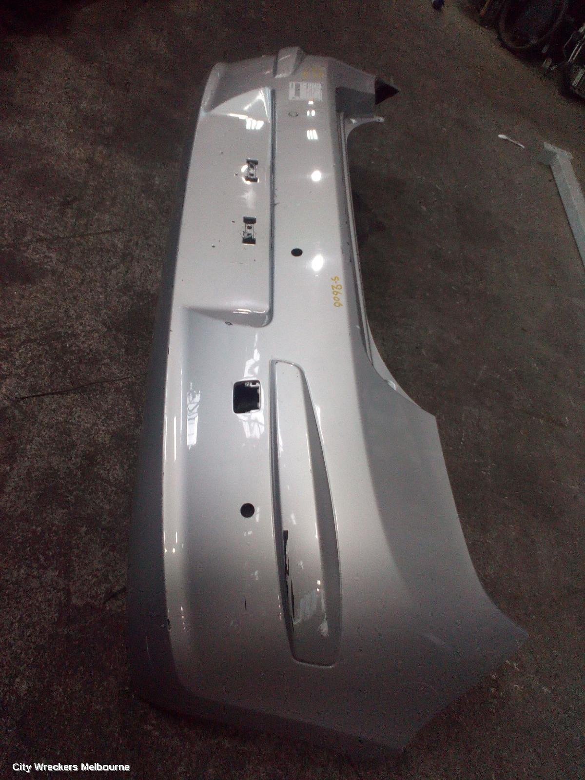HYUNDAI I30 REAR BUMPER, FD, HATCH, W/ PARK SENSORS TYPE, 09/2007 - 04/2012 - Image 3