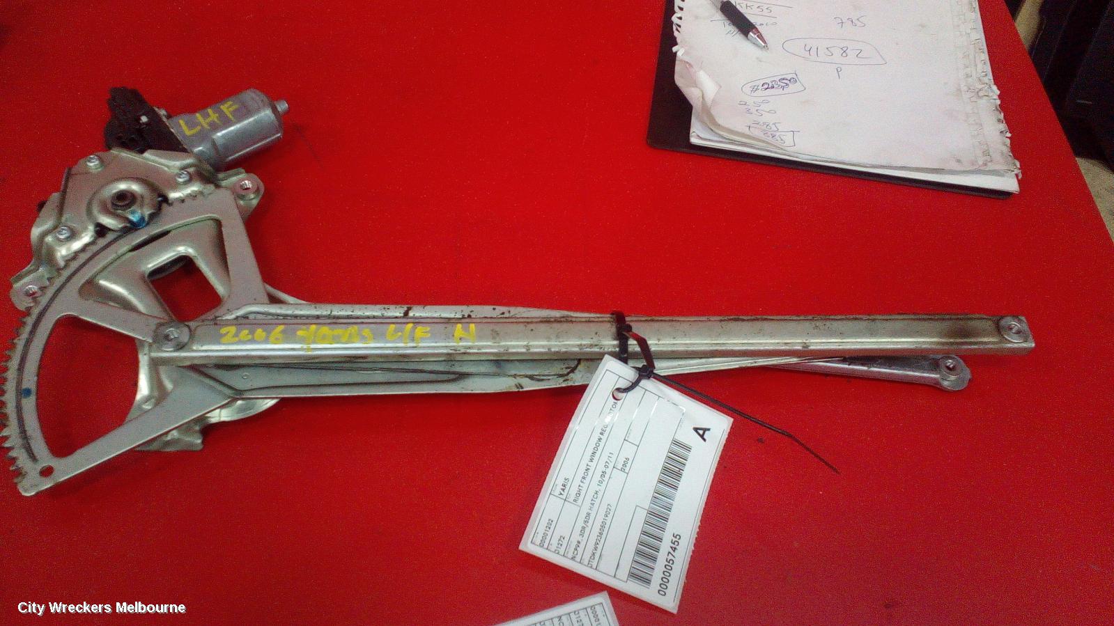 TOYOTA YARIS RIGHT FRONT WINDOW REG/MOTOR, NCP9#, 3DR/5DR HATCH, 10/2005 - 07/2011 - Image 1