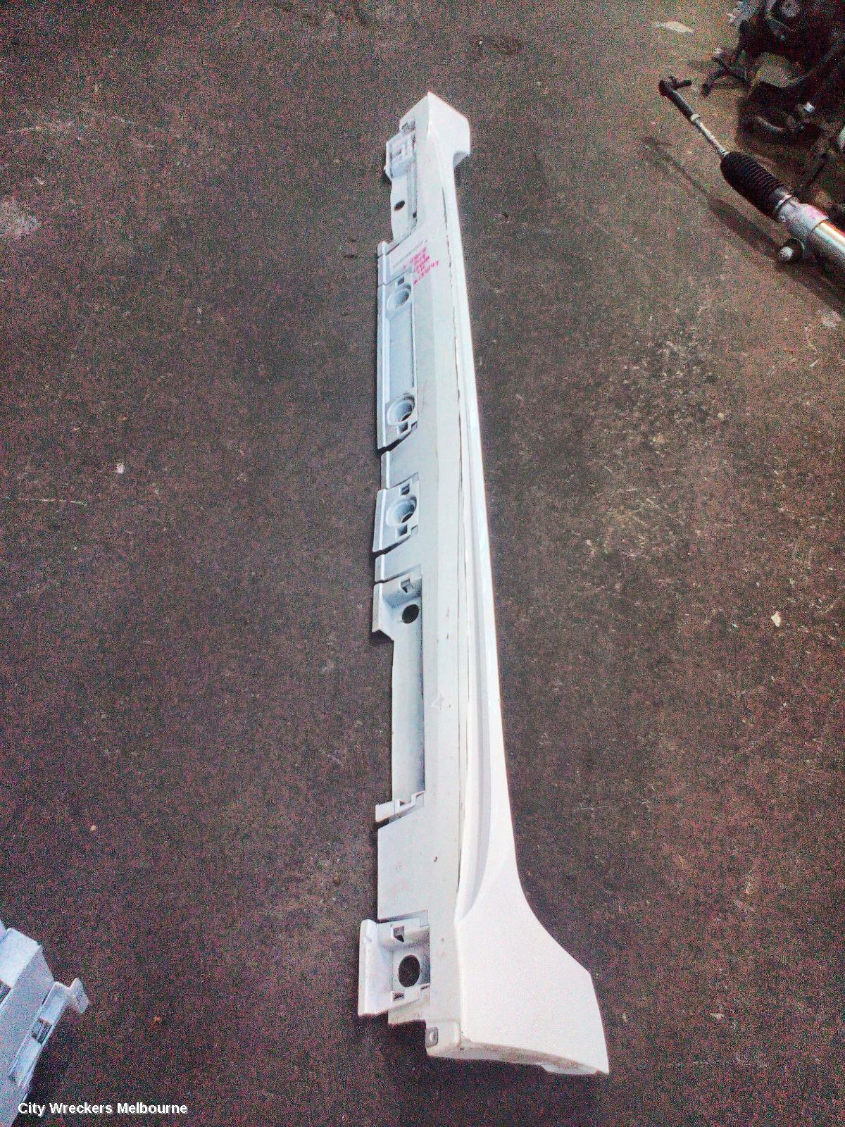 TOYOTA COROLLA SIDE STEP/SKIRT, LH SIDE, HATCH, E210, 07/2018 ONWARDS - Image 2