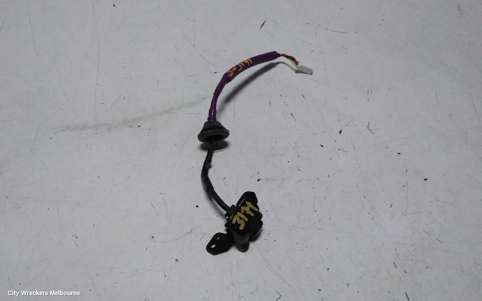 NISSAN PATROL REVERSE CAMERA, Y62, REVERSE CAMERA (TAILGATE MOUNTED) , 11/2012 ONWARDS - Image 1