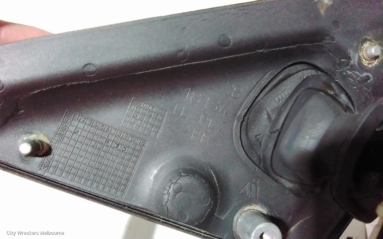 AUDI A4 RIGHT DOOR MIRROR, B8 8K, A4, MANUAL FOLD, NO LANE CHANGE ASSIST TYPE, 1 PLUG (6 WIRE), 02/2008 - 05/2009 - Image 2