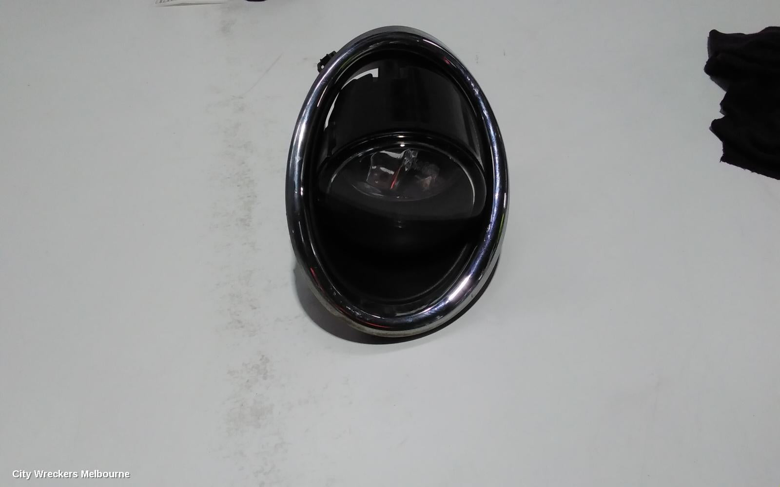 NISSAN QASHQAI RIGHT INDICATOR/FOG/SIDE, BUMPER FOGLAMP, J11, 06/2014 - 06/2017 - Image 1