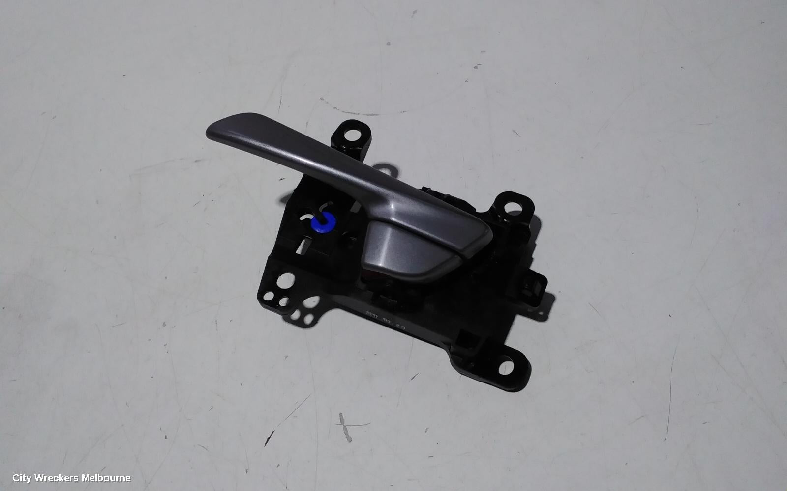 HYUNDAI TUCSON DOOR HANDLE, INNER, LH FRONT, DARK GREY, TL, 07/2015 - 01/2021 - Image 3