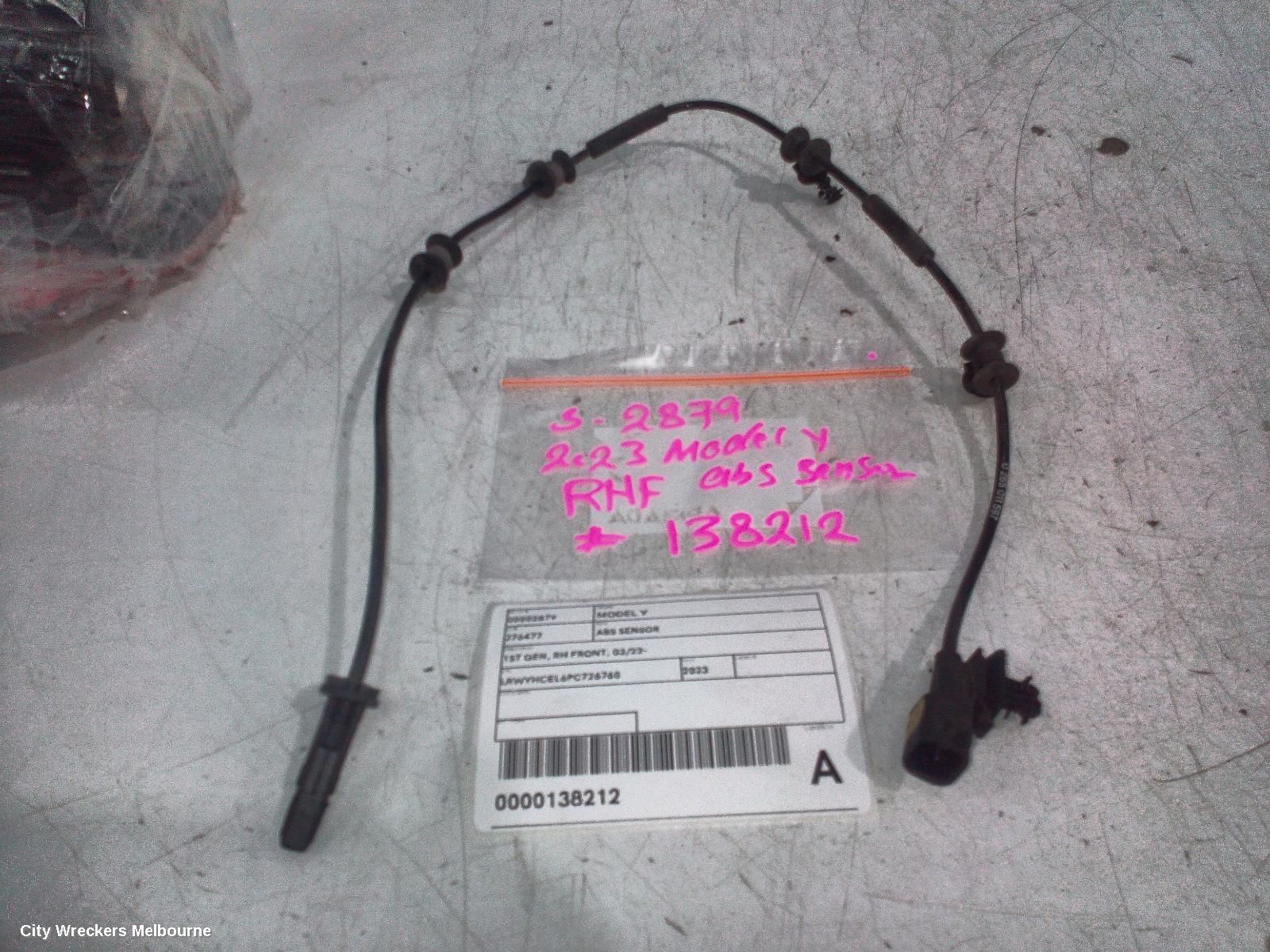 TESLA MODEL Y ABS SENSOR, 1ST GEN, RH FRONT, 03/2022 ONWARDS - Image 1