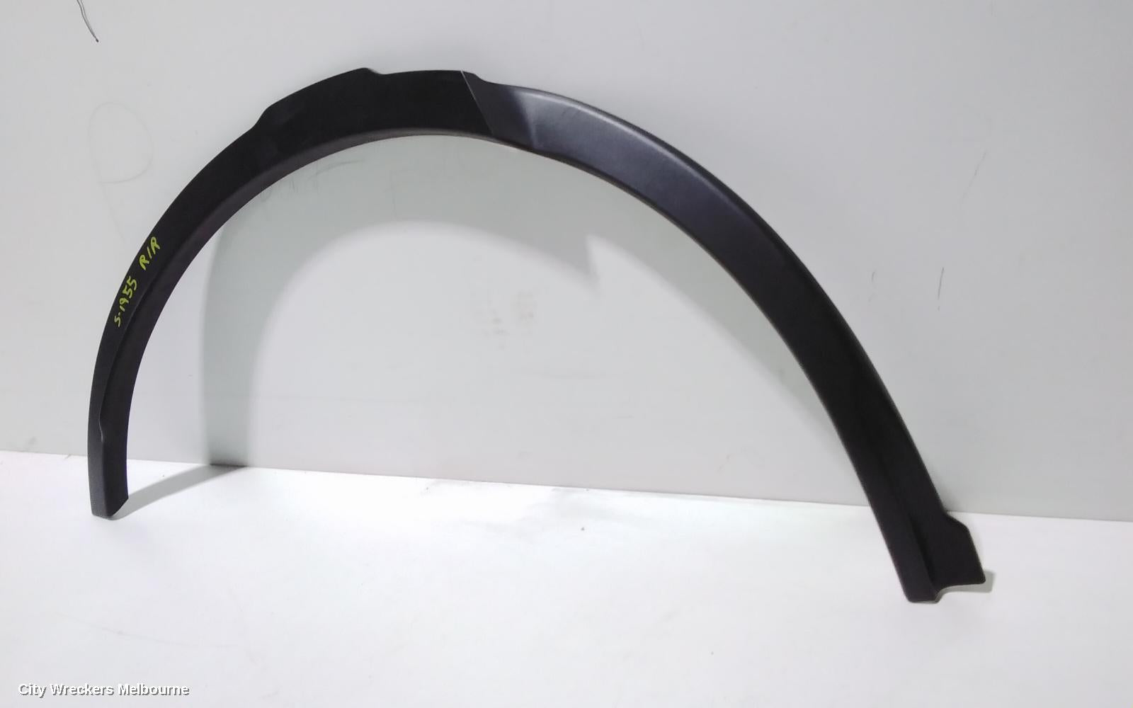 LAND ROVER DISCOVERY SPORT WHEEL ARCH FLARE, L550, RH REAR, BLACK, 01/2015 ONWARDS - Image 3