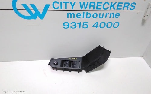 AUDI A4 PWR DR WIND SWITCH, RH FRONT (MASTER SWITCH), B8 8K, 02/2008 - 06/2012 - Image 1