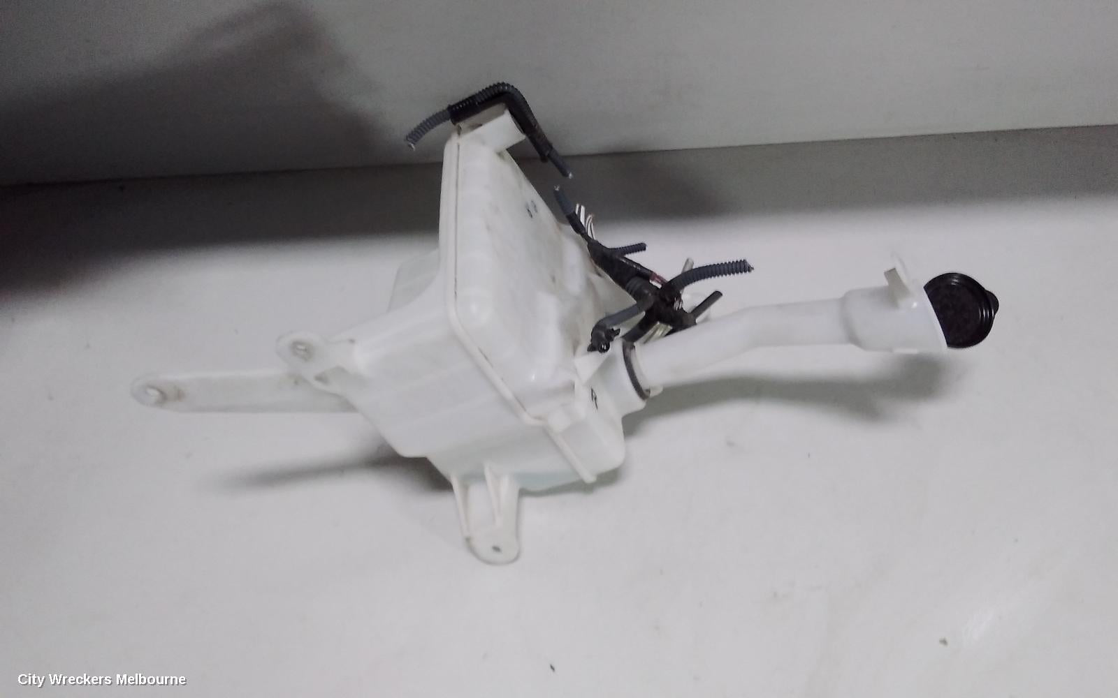 TOYOTA COROLLA WASHER BOTTLE, ZRE182R, HATCH, NON H/LAMP WASHER TYPE, 10/2012 - 06/2018 - Image 1