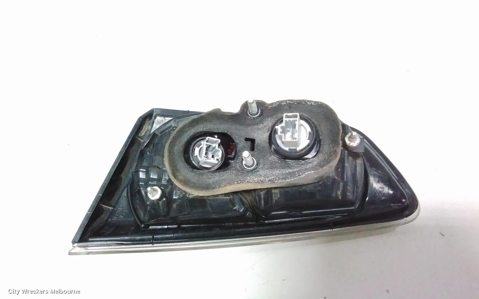 MITSUBISHI LANCER REAR GARNISH, BOOTLID LAMP (LH SIDE), CJ-CF, SEDAN, BLACK INSERT TYPE, 07/2007 - 12/2017 - Image 3