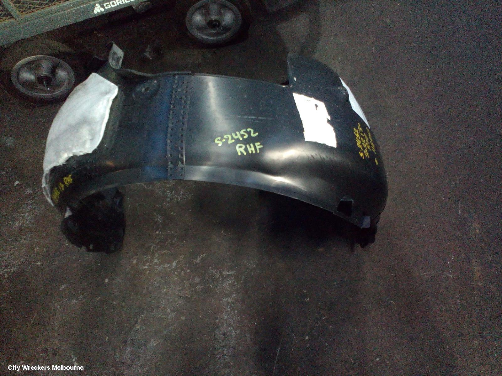 HYUNDAI I30 RIGHT GUARD LINER, FRONT, PD, HATCH (S. KOREA VIN KMHH), STANDARD TYPE, 08/2020 ONWARDS - Image 1