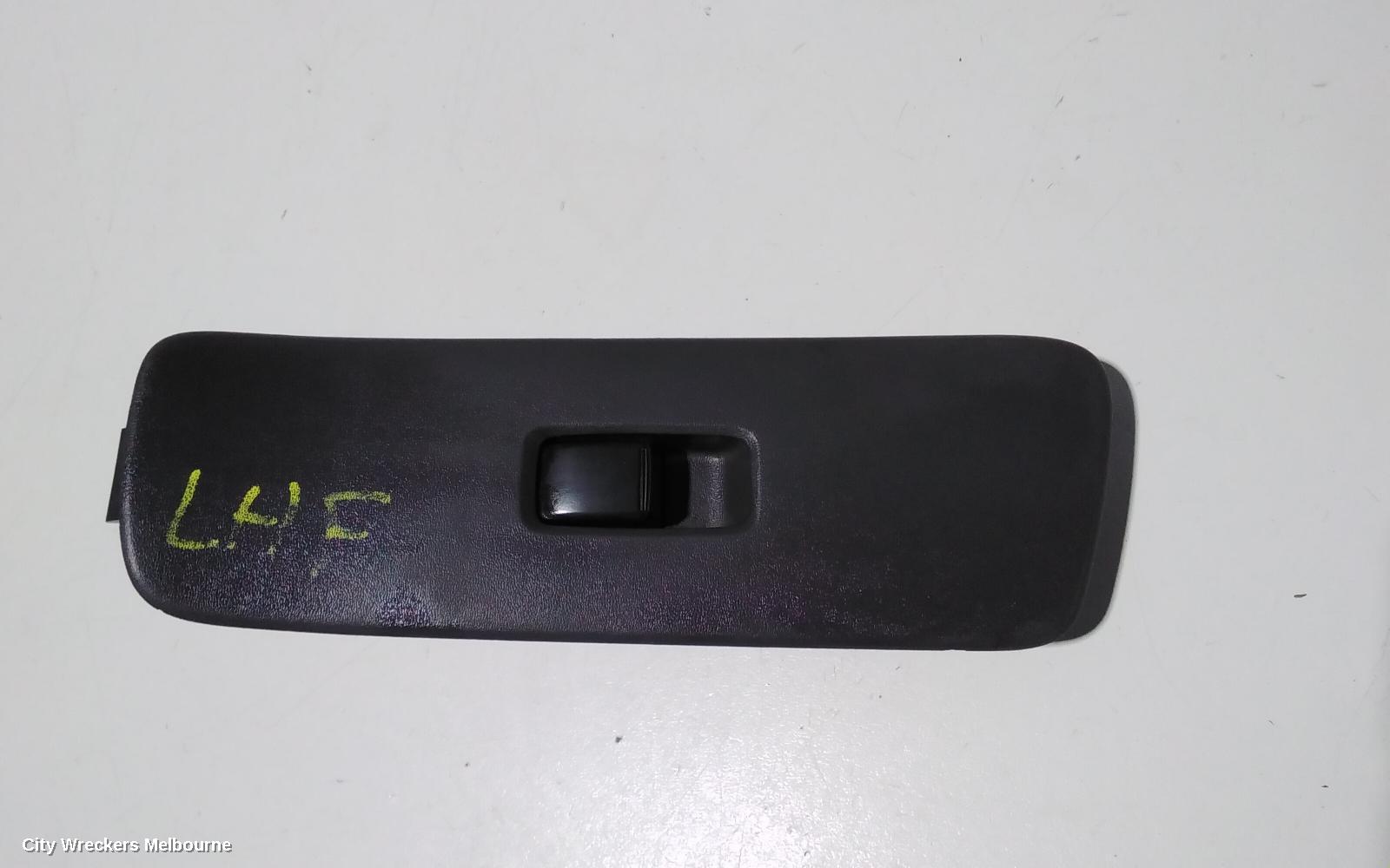 TOYOTA KLUGER PWR DR WIND SWITCH, LH FRONT, MCU28R, 01/2001 - 04/2007 - Image 2