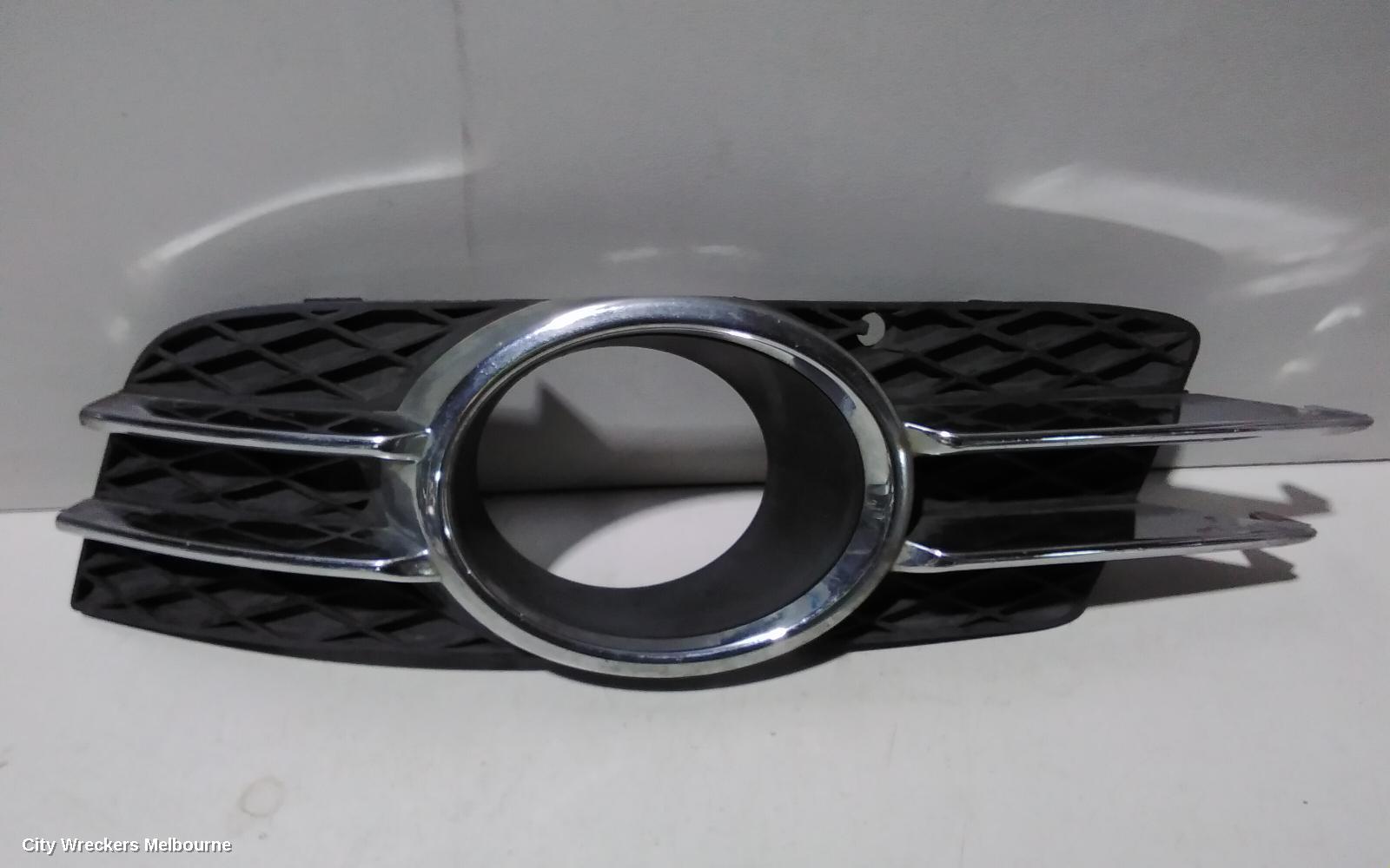 HOLDEN COMMODORE LEFT INDICATOR/FOG/SIDE, BUMPER FOGLAMP, VE, 09/2010 - 04/2013 - Image 2
