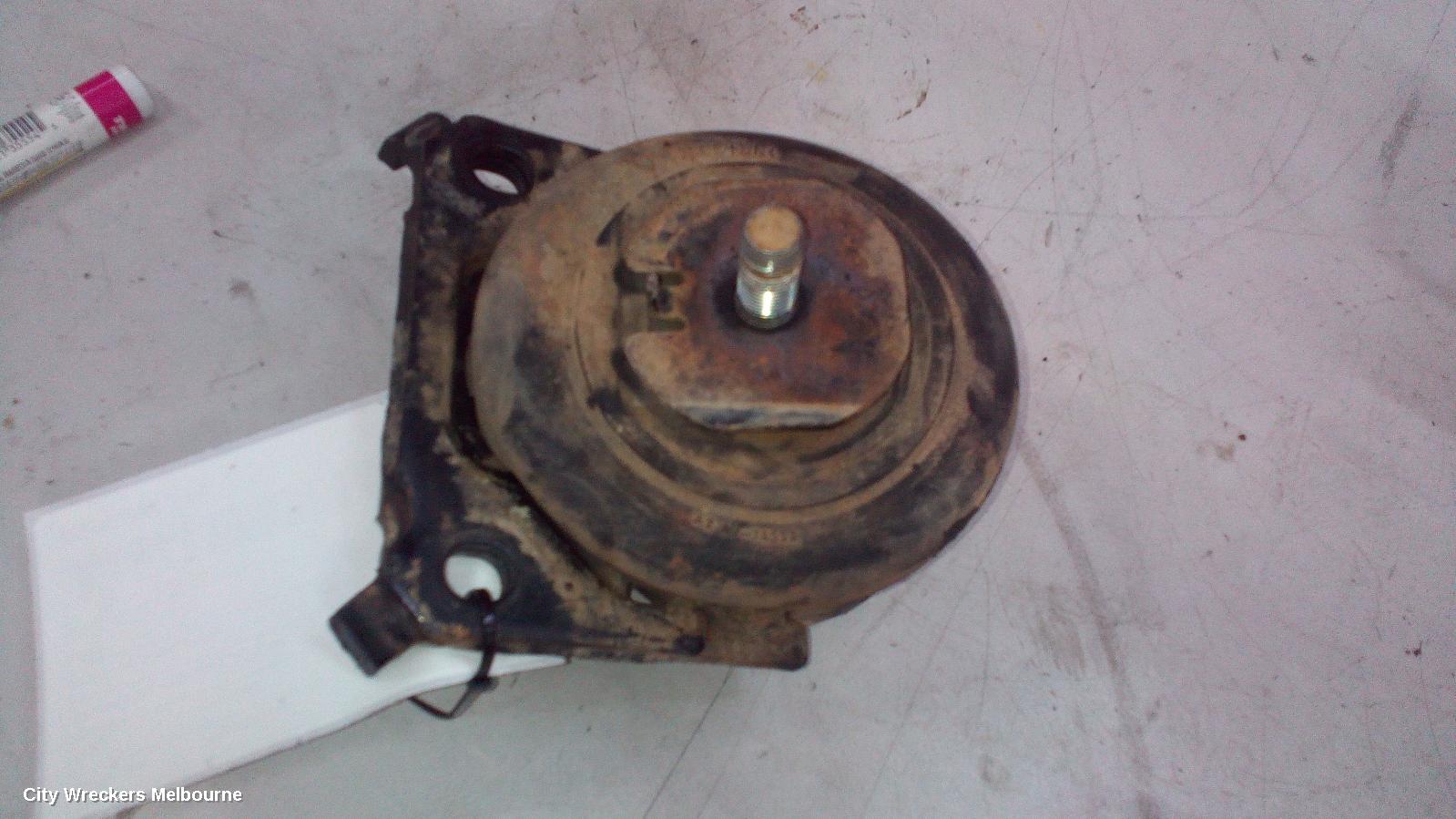 TOYOTA PRADO MOUNT, 120 SERIES 4WD 02/2003 - 10/2009 - Image 2