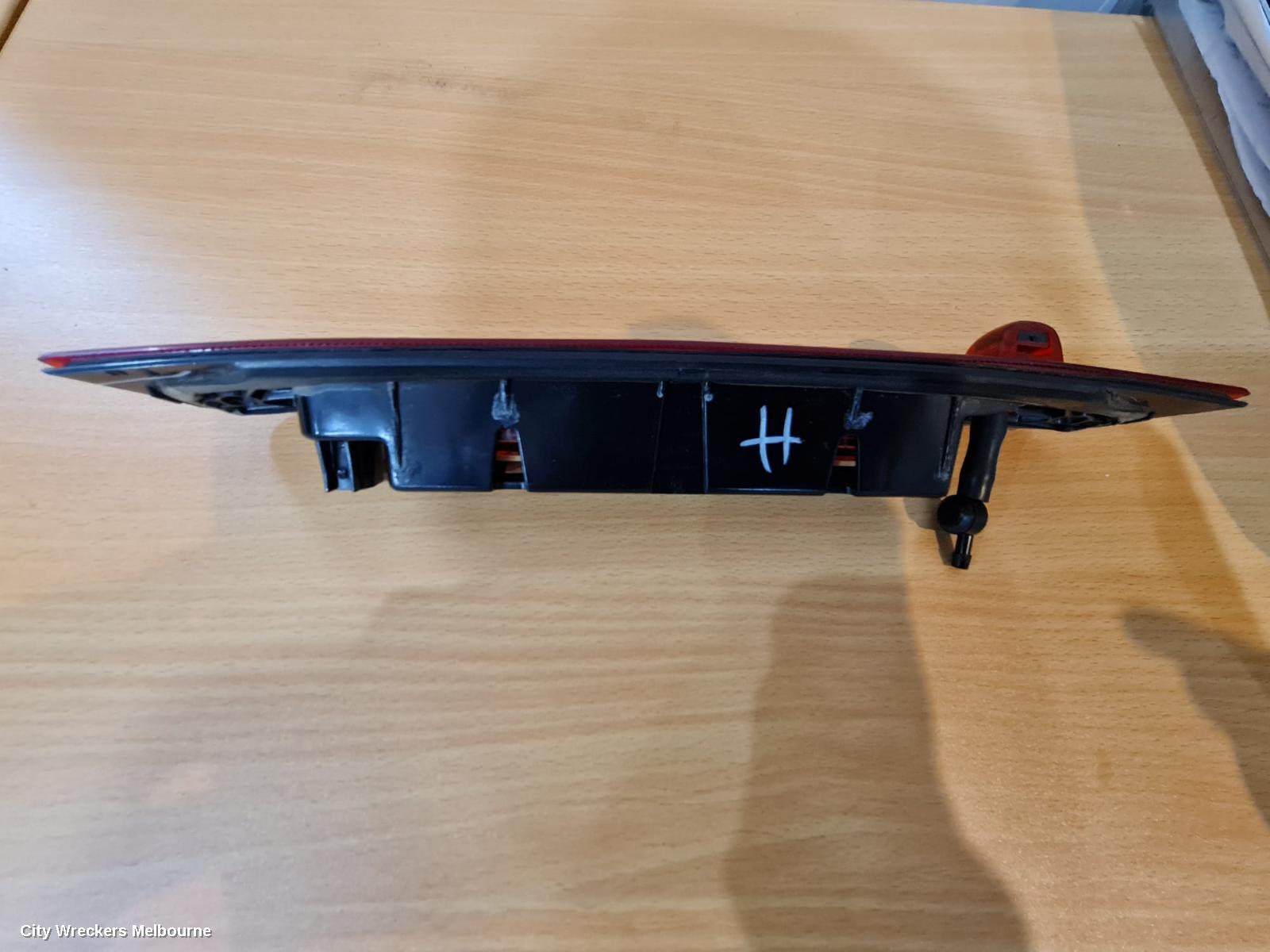 JEEP PATRIOT HIGH LEVEL STOPLIGHT, MK 08/2007 - 12/2016 - Image 2