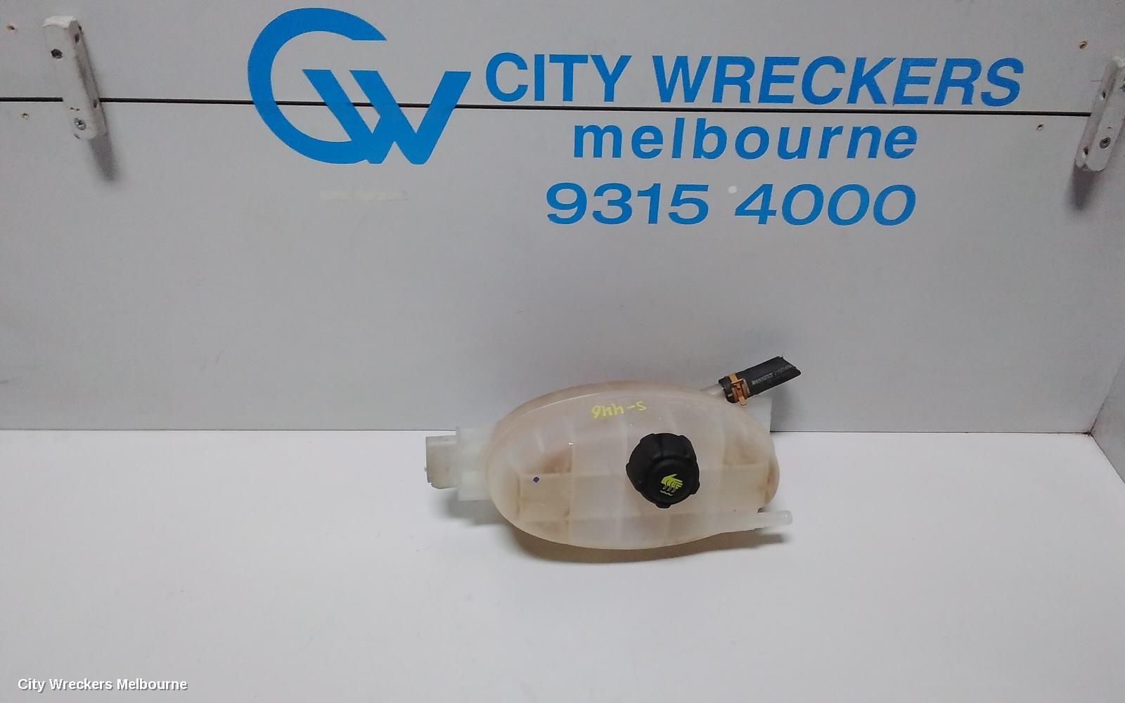 RENAULT TRAFIC OVERFLOW BOTTLE, X83, 04/2004 - 12/2014 - Image 1